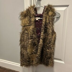 Mossimo fur vest